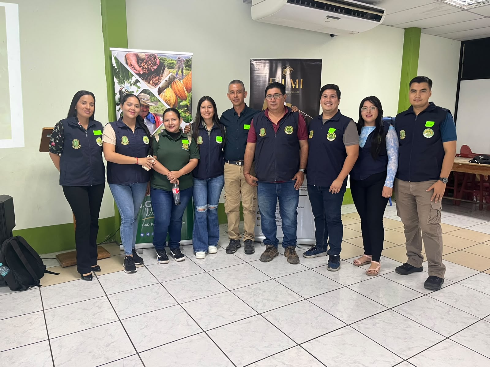 Sesión de capacitación a productores de cacao